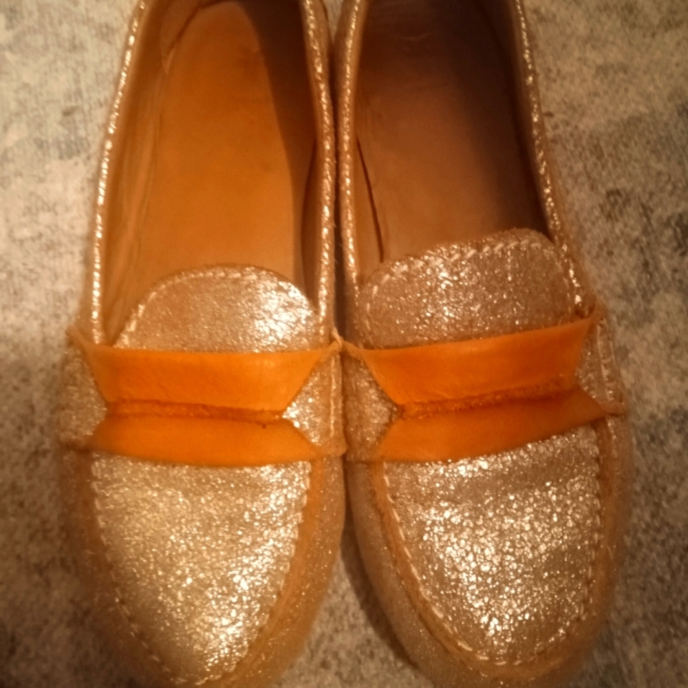 Frye Gold and Tan Women's Loafers Size 8.5